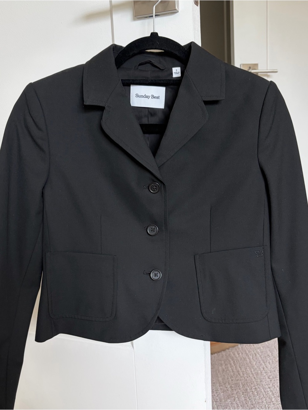 Aritzia Sunday Best Cropped Black Tailored Women's Blazer